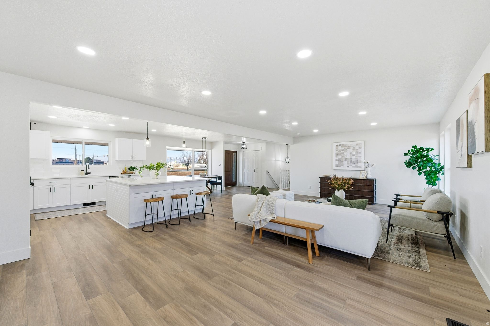 SUNNY RIDGE - Residential