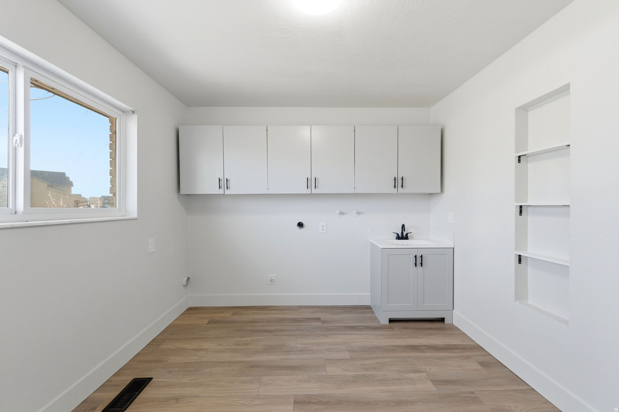 SUNNY RIDGE - Residential