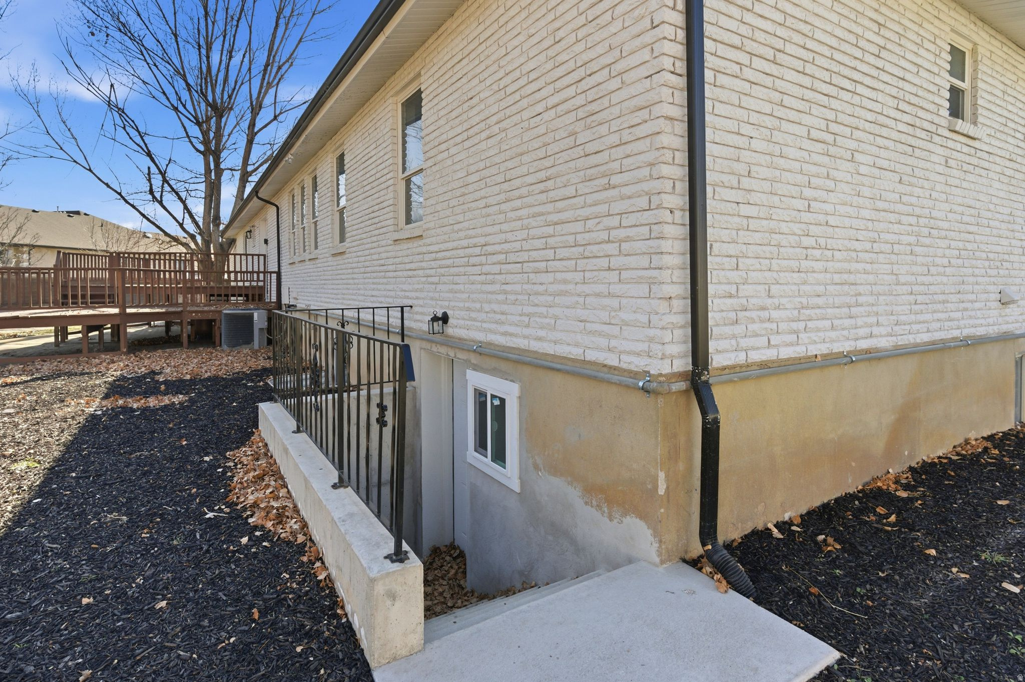 SUNNY RIDGE - Residential