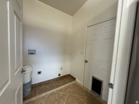 Tiny photo for 1589 S 840 W, Payson, UT 84651 (MLS # 2143114)