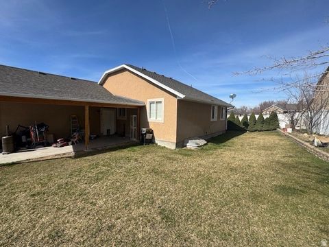 Tiny photo for 1589 S 840 W, Payson, UT 84651 (MLS # 2143114)