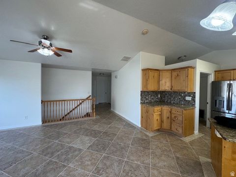 Tiny photo for 1589 S 840 W, Payson, UT 84651 (MLS # 2143114)