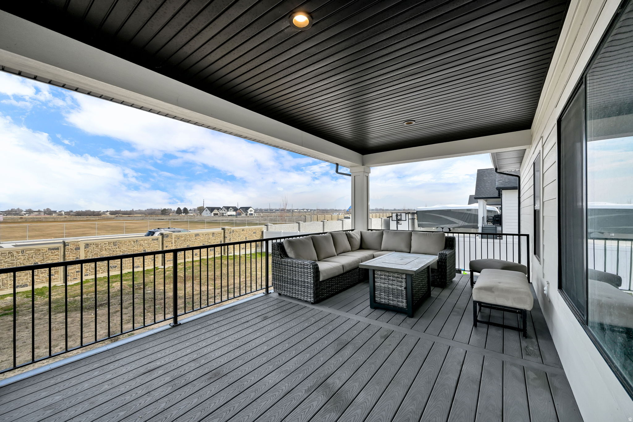 CRAYTHORN HOMESTEAD - Residential