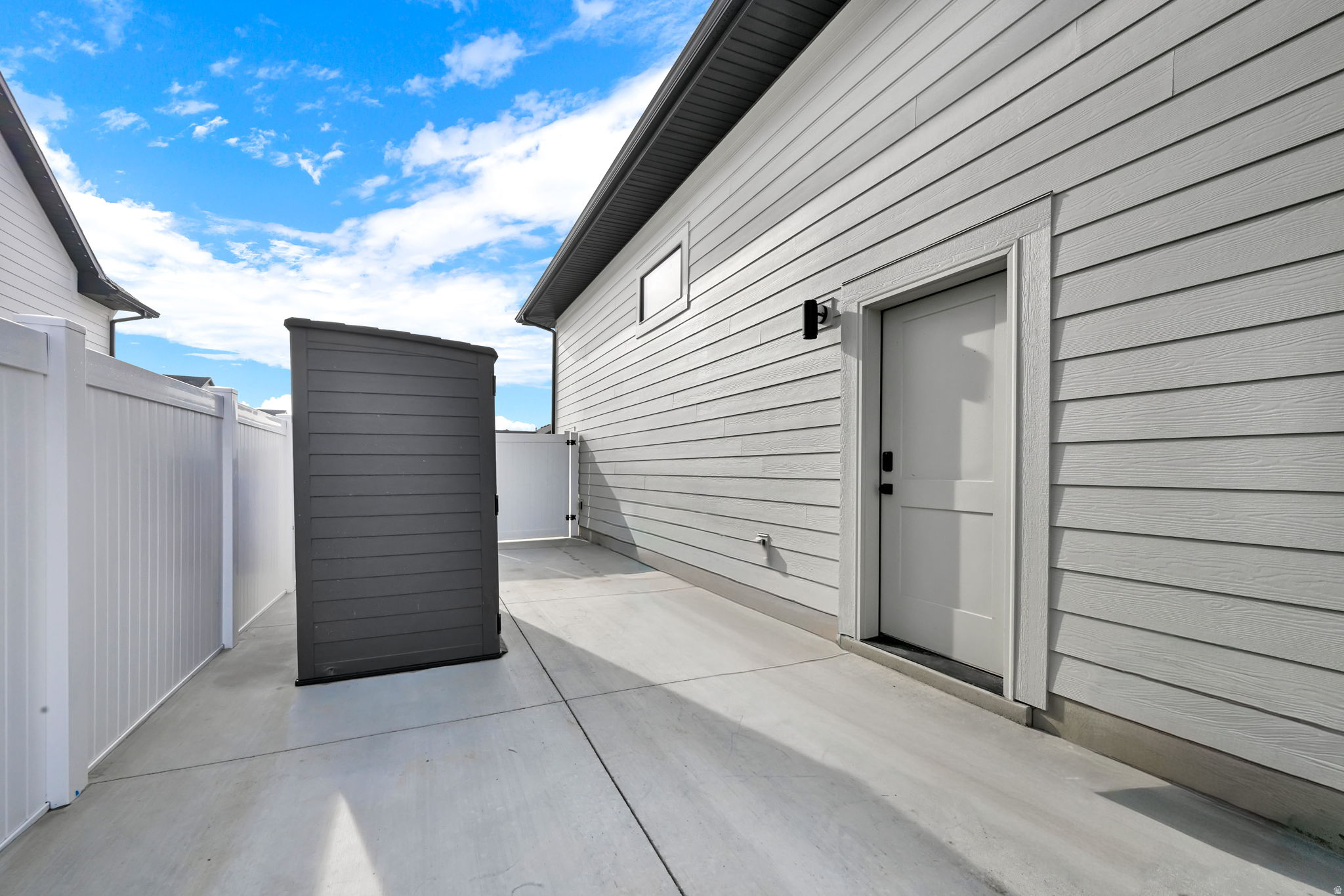 CRAYTHORN HOMESTEAD - Residential