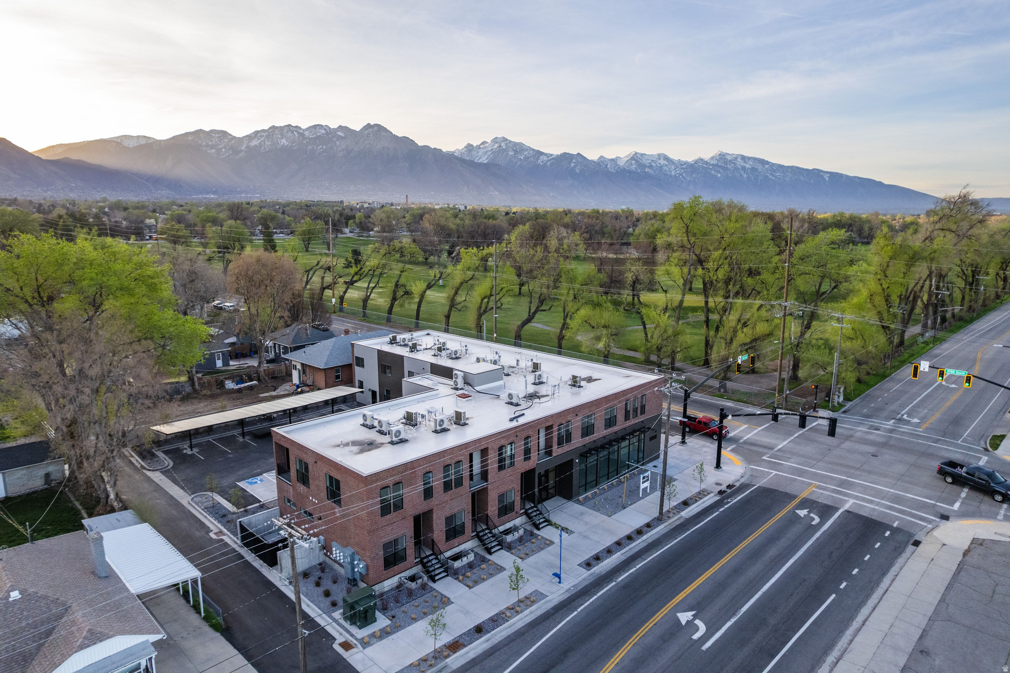 THE HARVEY - Residential