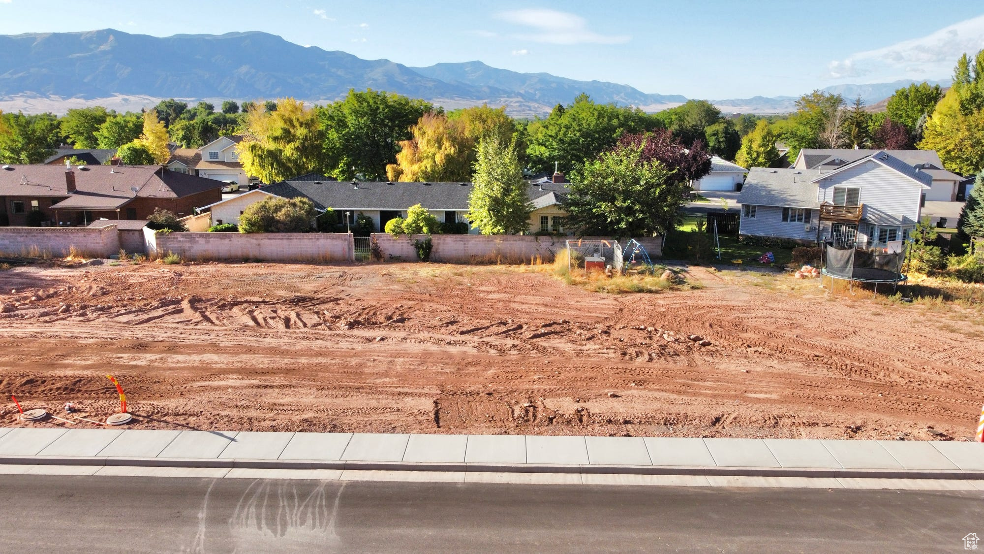 COTTONWOOD CORNER - PHASE 1 - Land