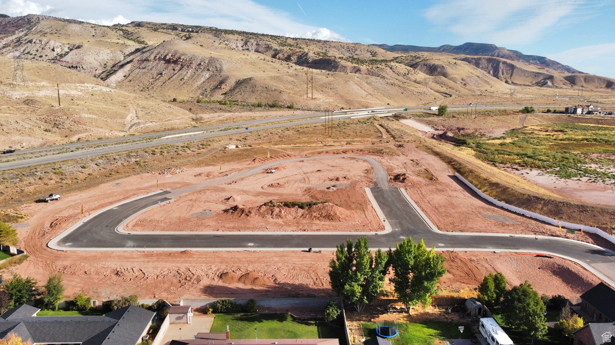 COTTONWOOD CORNER - PHASE 1 - Land