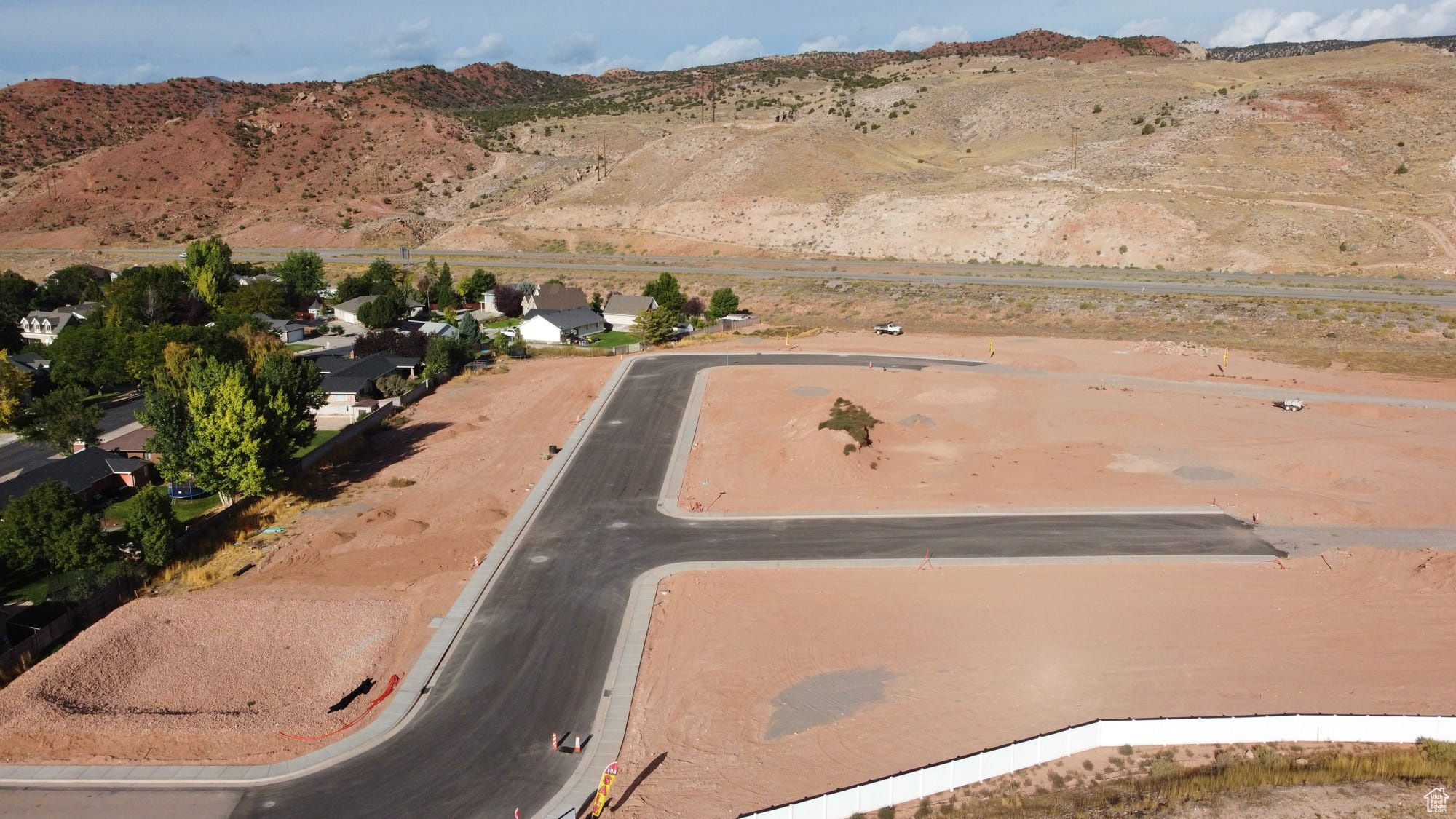 COTTONWOOD CORNER - PHASE 1 - Land