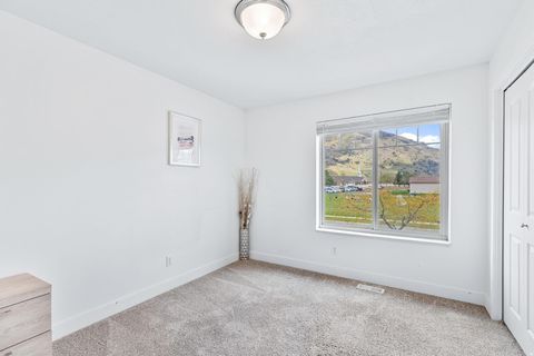 Tiny photo for 222 S 1170 E, Hyrum, UT 84319 (MLS # 2150571)