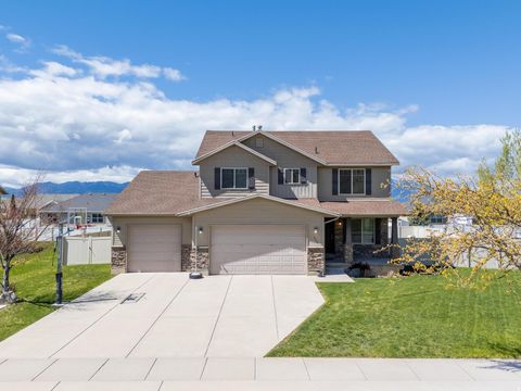 Tiny photo for 222 S 1170 E, Hyrum, UT 84319 (MLS # 2150571)