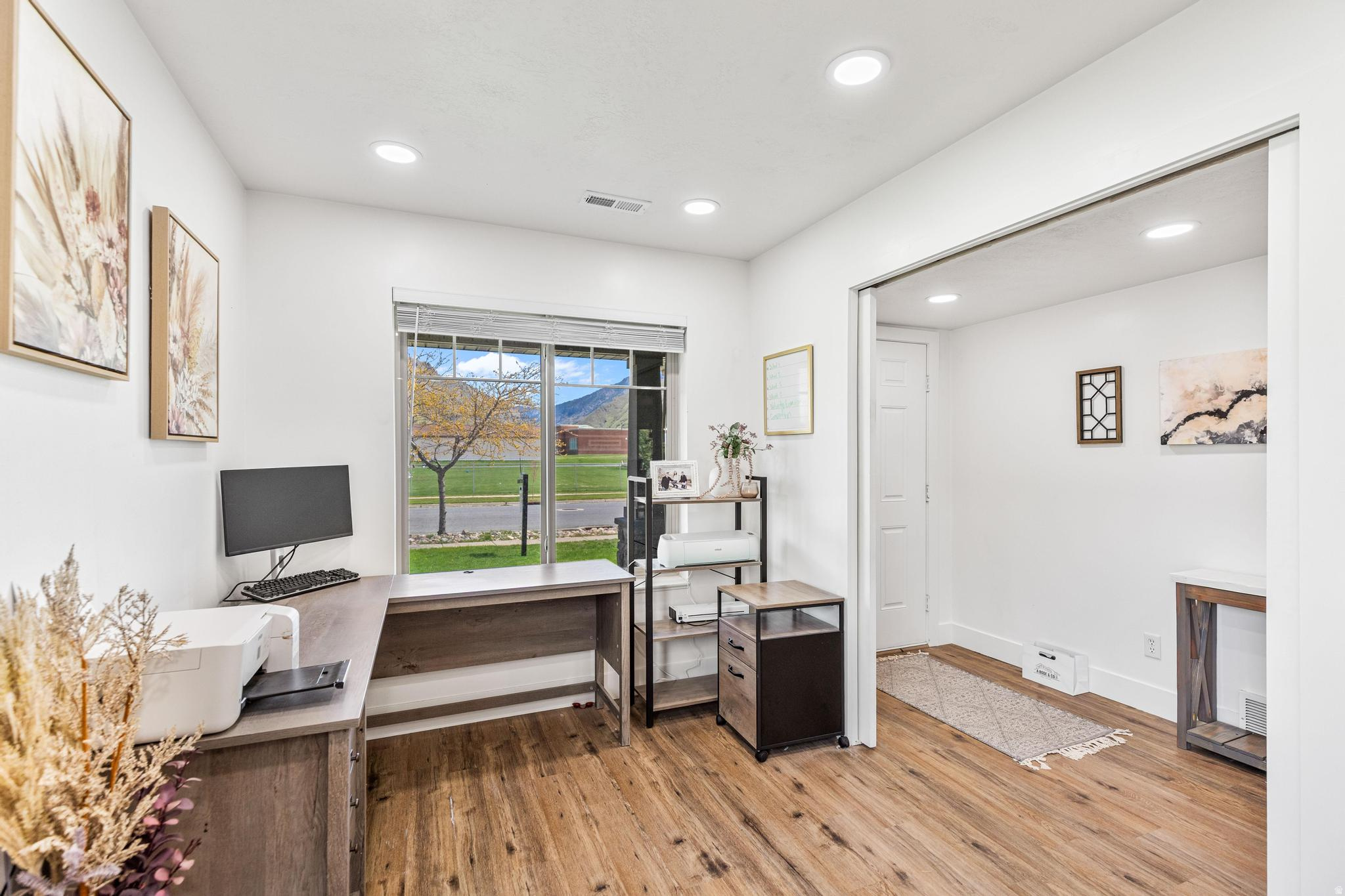 SOUTHRIDGE ACRES - Residential