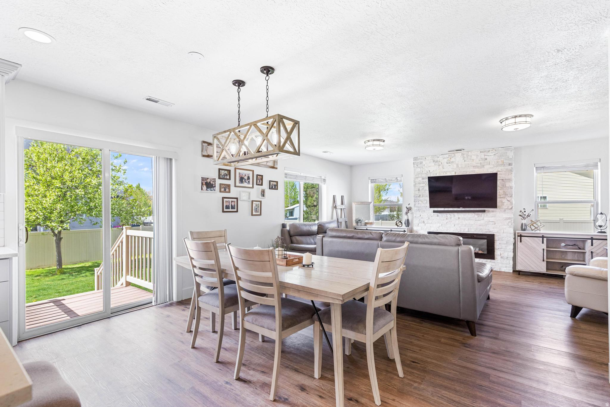 SOUTHRIDGE ACRES - Residential