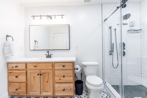 Tiny photo for 222 S 1170 E, Hyrum, UT 84319 (MLS # 2150571)