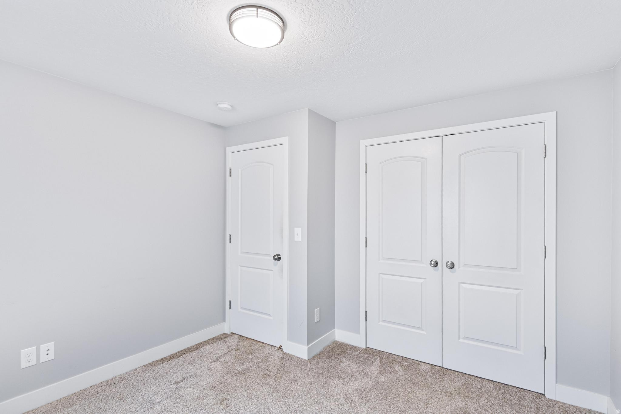 SOUTHRIDGE ACRES - Residential