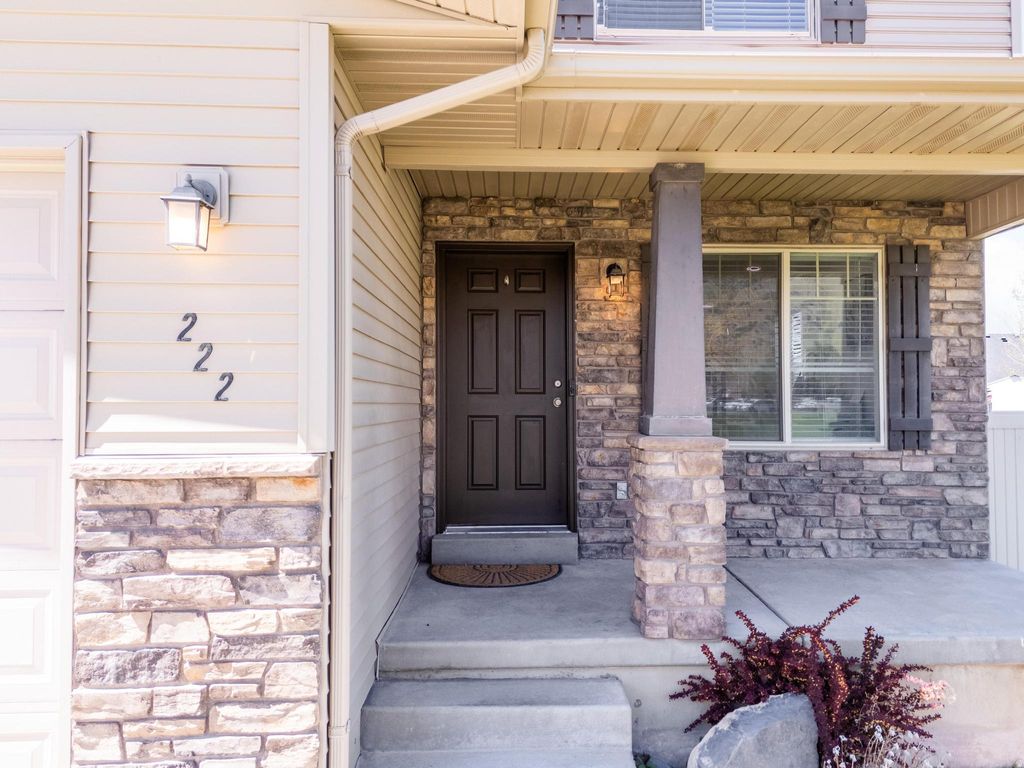 Photo of 222 S 1170 E, Hyrum, UT 84319 (MLS # 2150571)