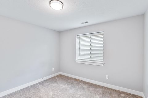 Tiny photo for 222 S 1170 E, Hyrum, UT 84319 (MLS # 2150571)