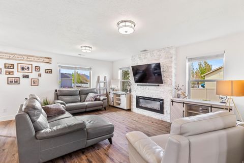 Tiny photo for 222 S 1170 E, Hyrum, UT 84319 (MLS # 2150571)