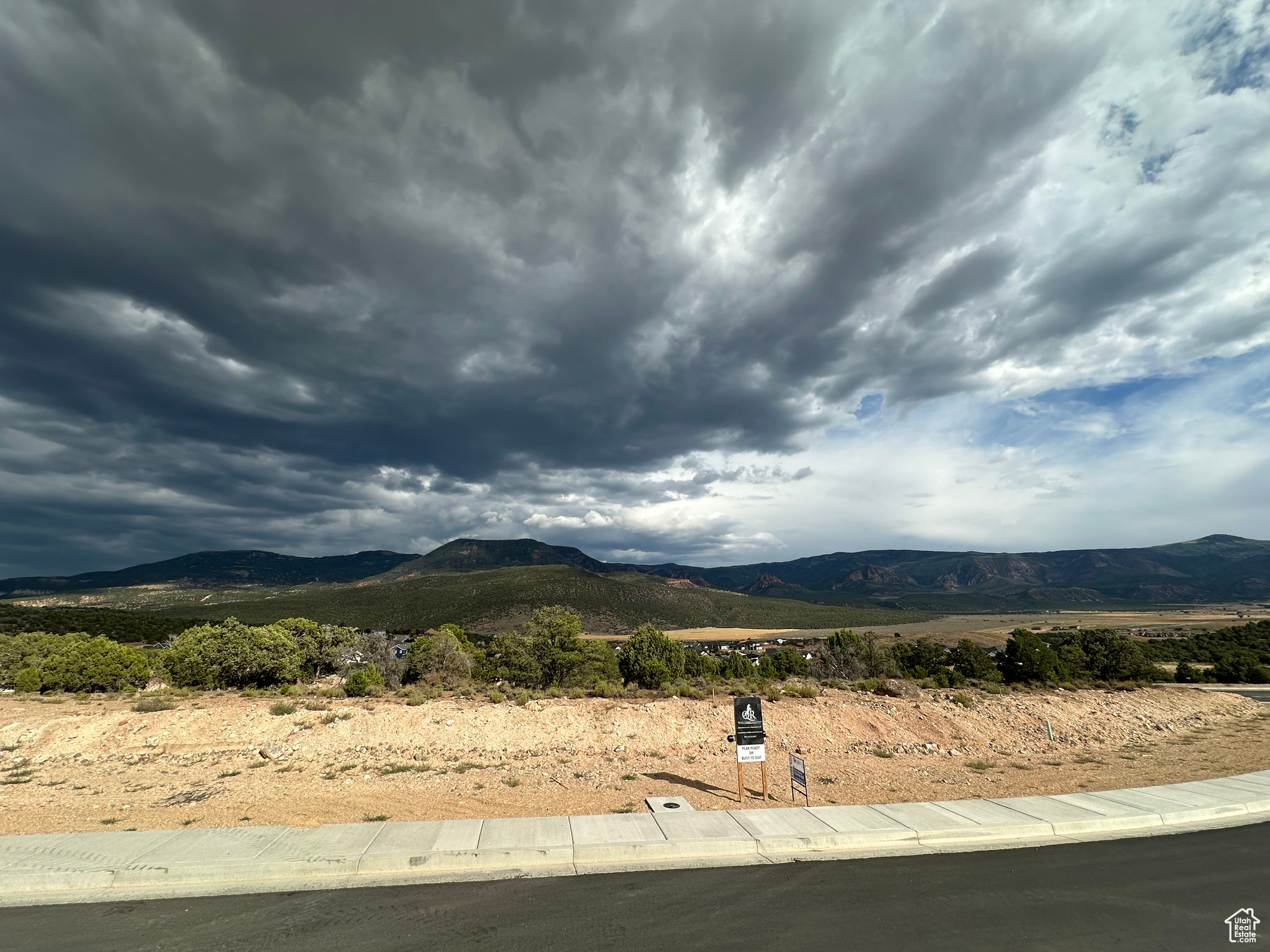 1951 S Harvest Ln #825, Cedar City, Utah image 1