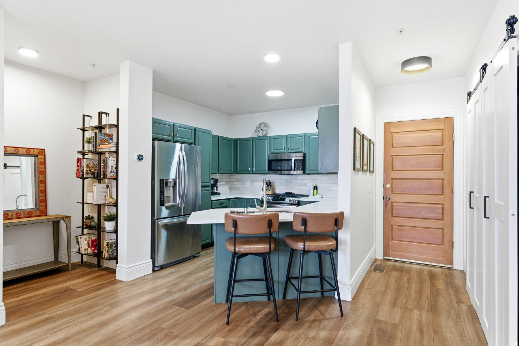 PINEBROOK POINTE CON - Residential Lease