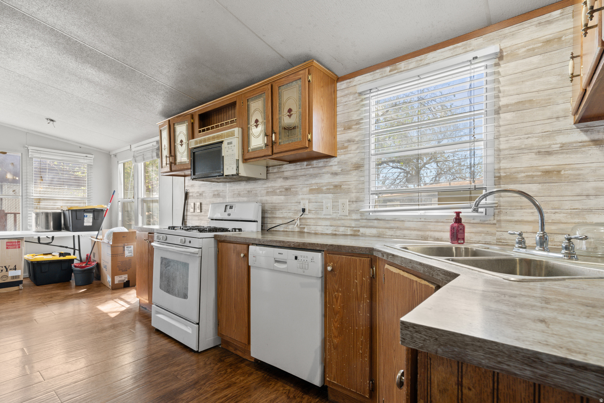WESTERN MOBILE - Residential