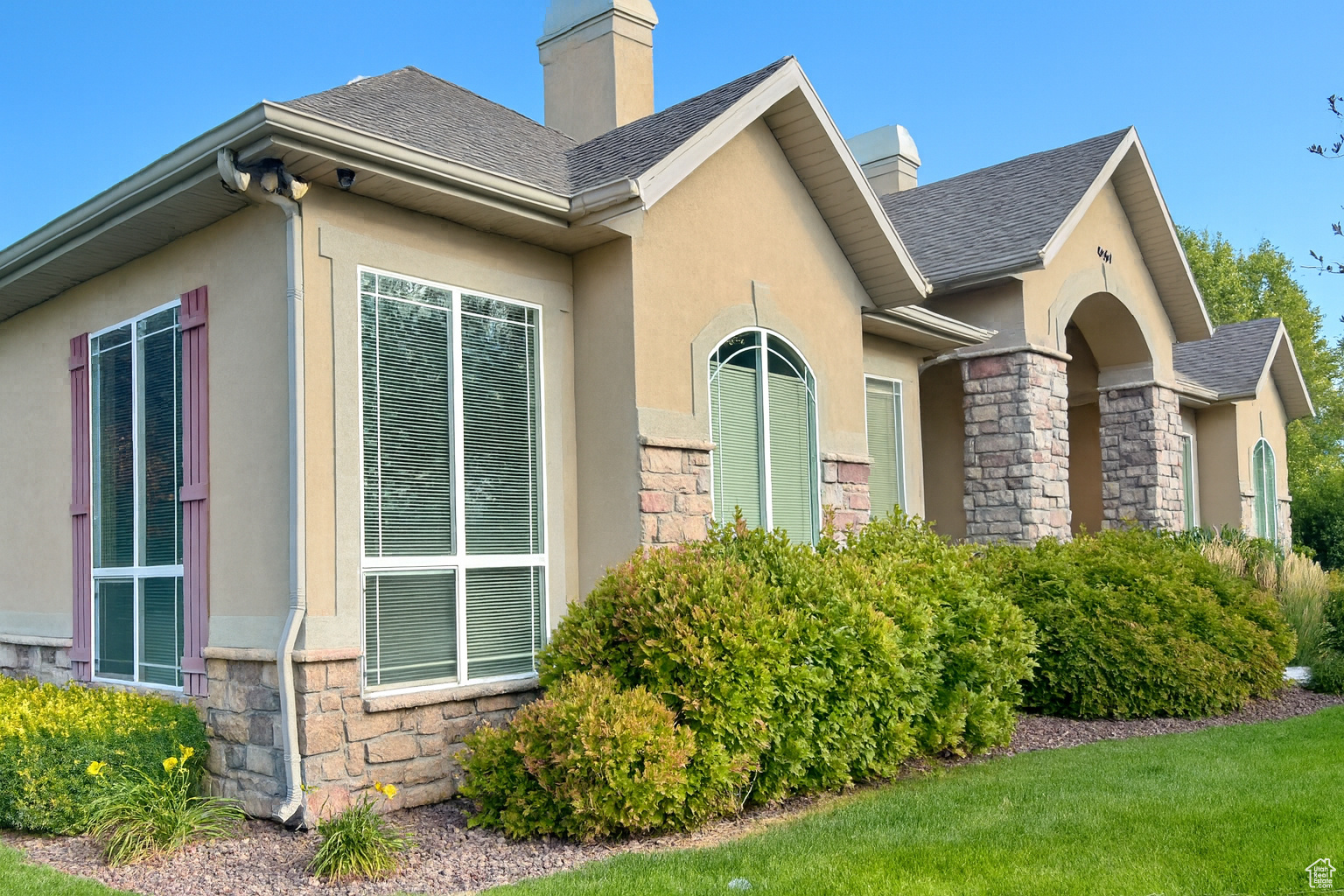 HIGHLAND - Residential