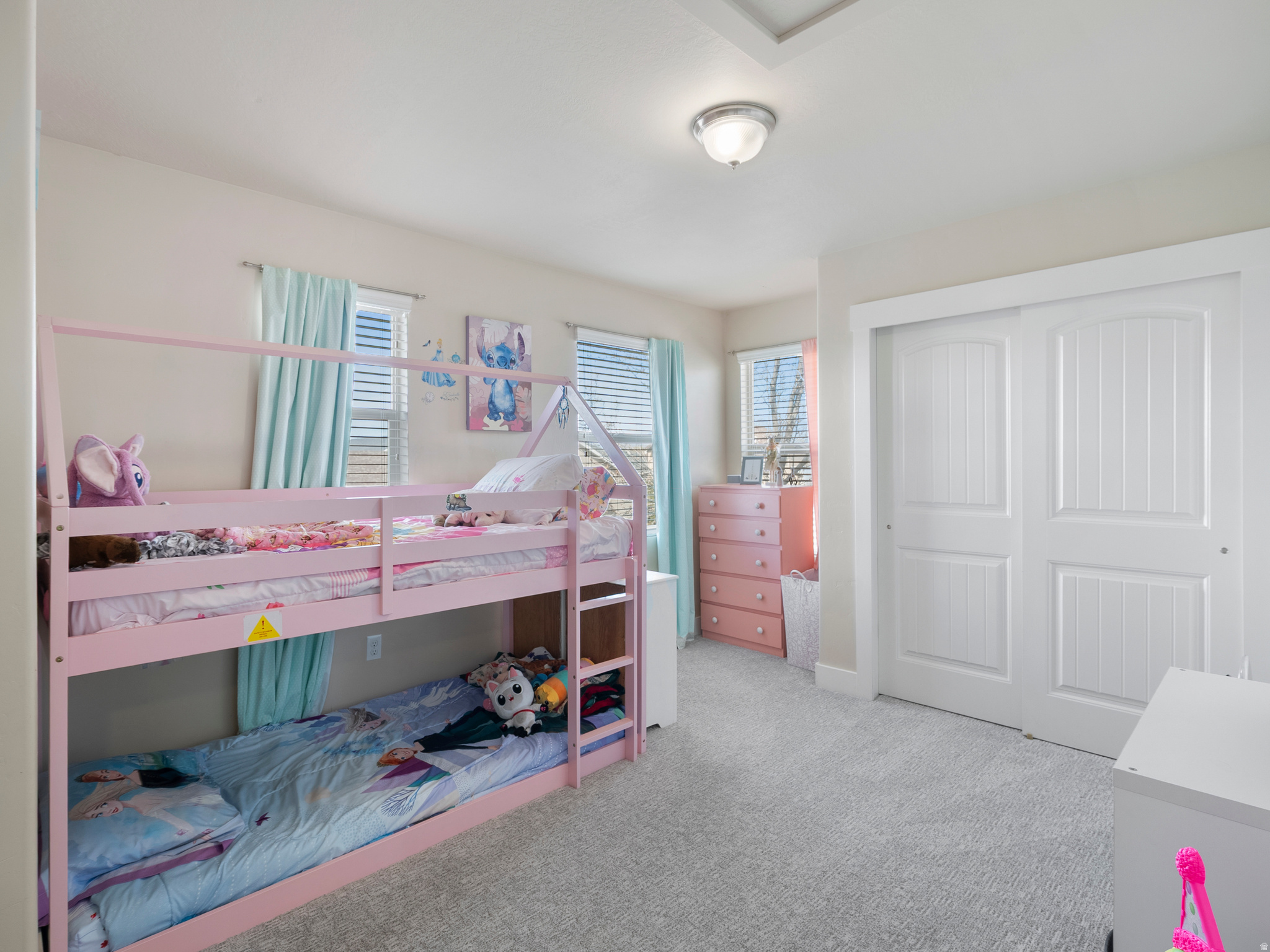 BRIDLEWALK PLACE - Residential