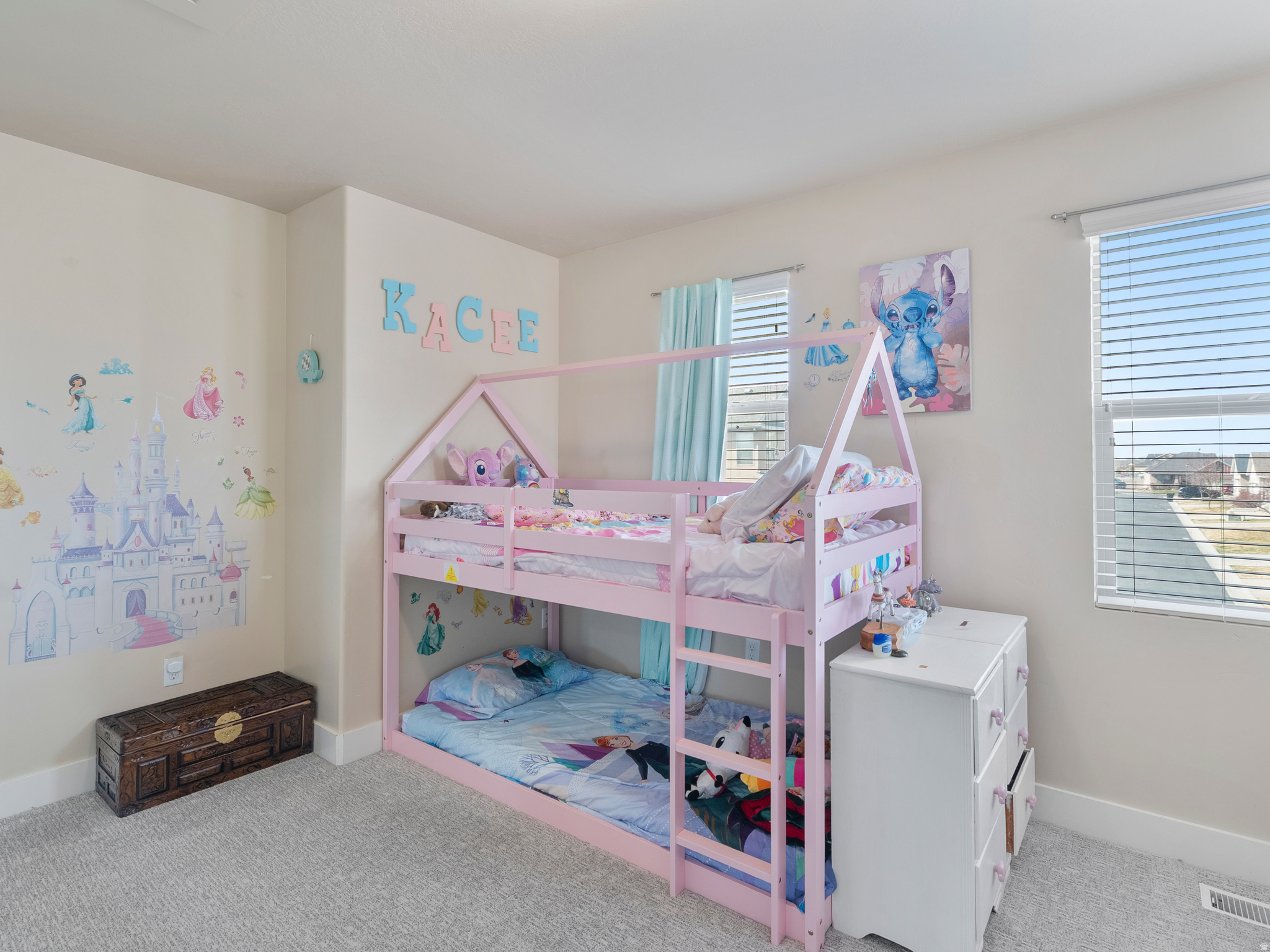 BRIDLEWALK PLACE - Residential