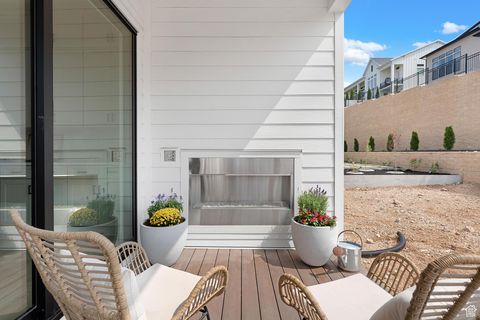 Tiny photo for 5662 N VALLEY VIEW RD, Lehi, UT 84048 (MLS # 2108350)