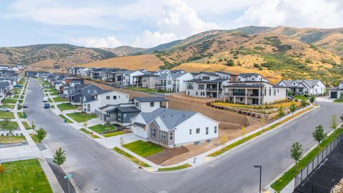 Tiny photo for 5662 N VALLEY VIEW RD, Lehi, UT 84048 (MLS # 2108350)