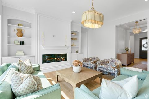 Tiny photo for 5662 N VALLEY VIEW RD, Lehi, UT 84048 (MLS # 2108350)