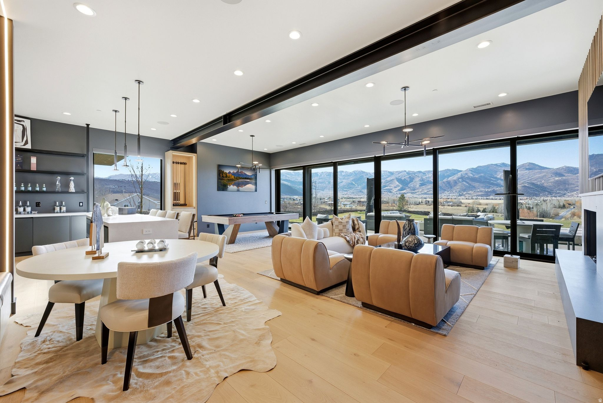 OLD RANCH ROAD AREA - Residential