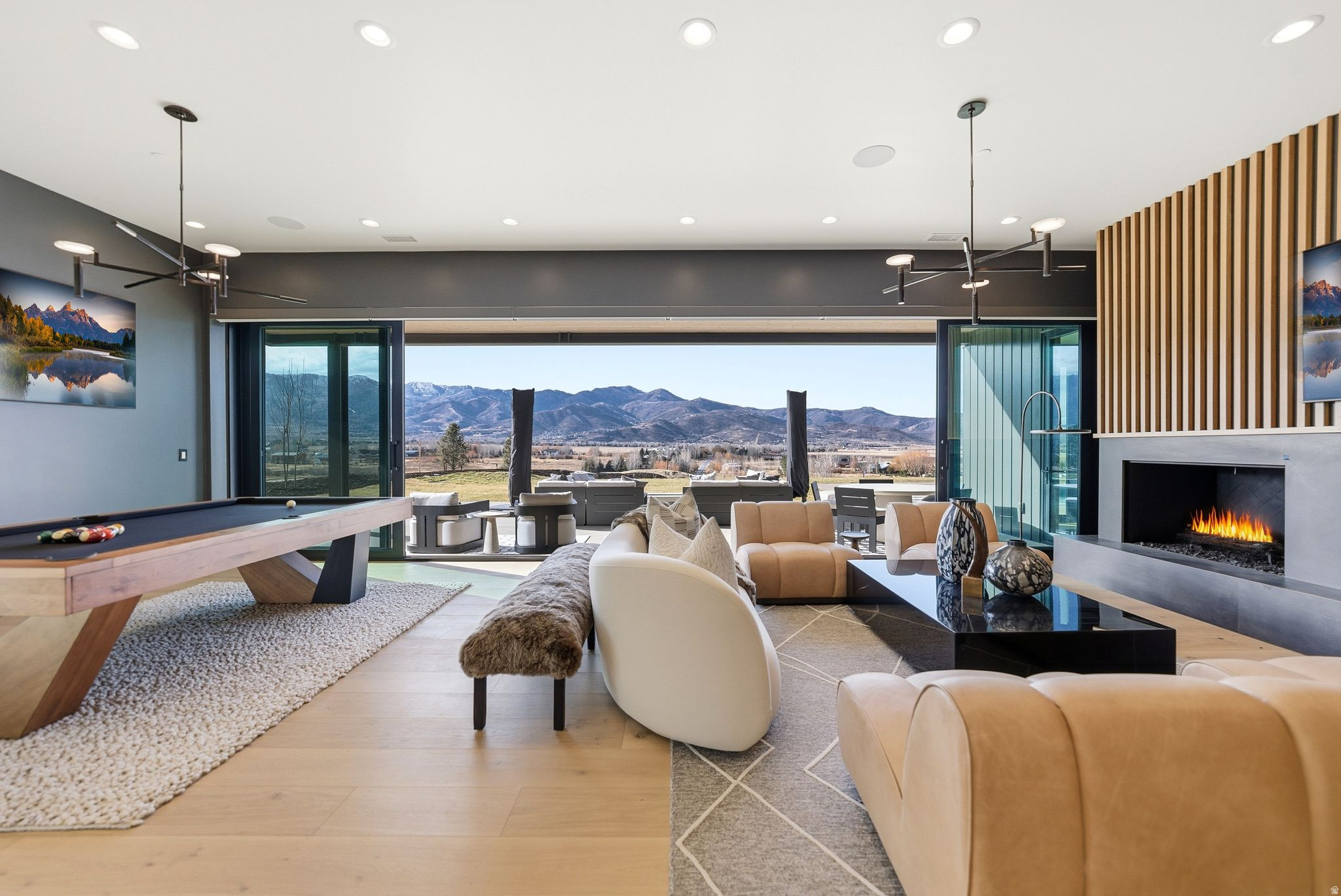 OLD RANCH ROAD AREA - Residential