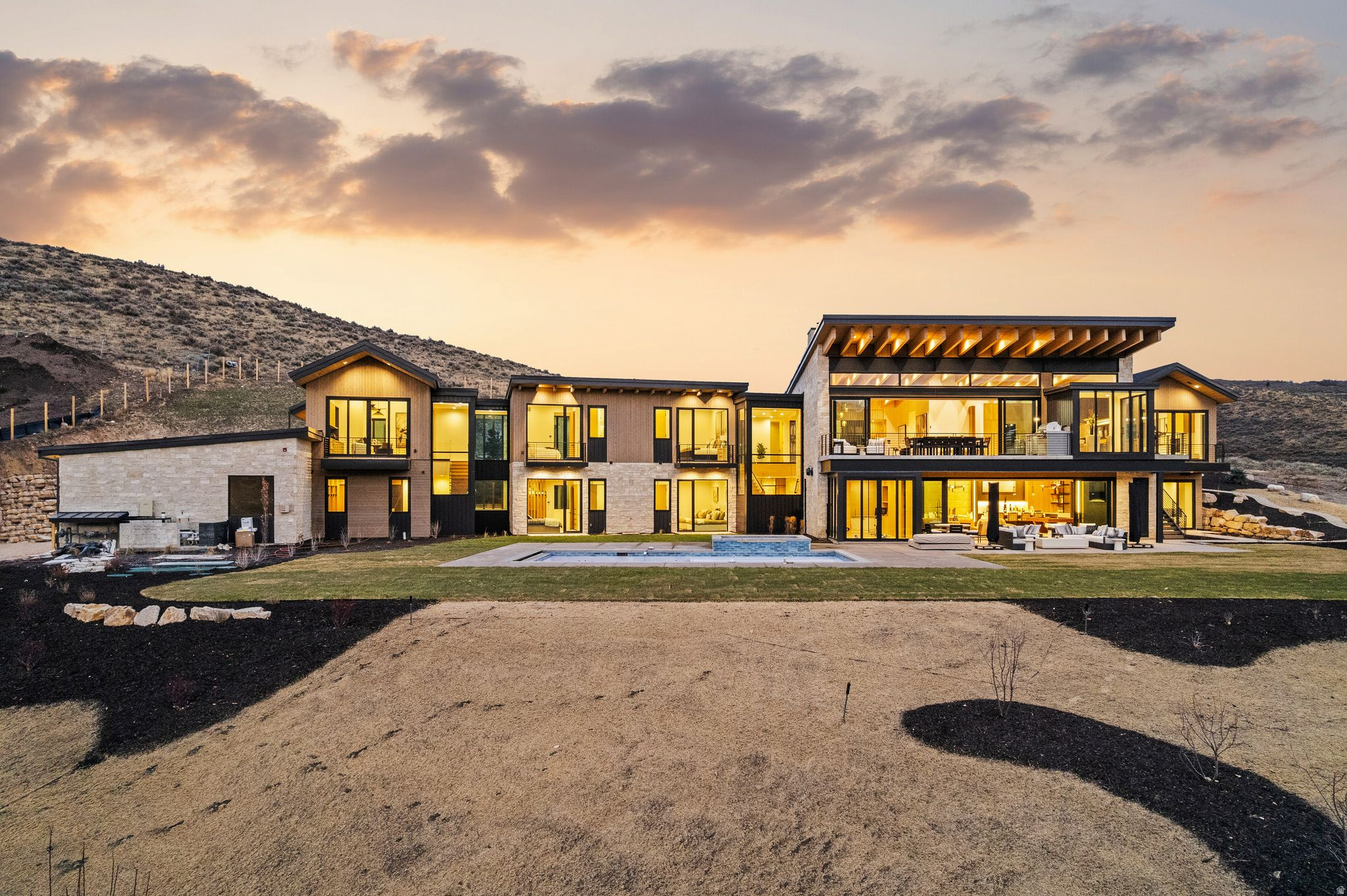 OLD RANCH ROAD AREA - Residential