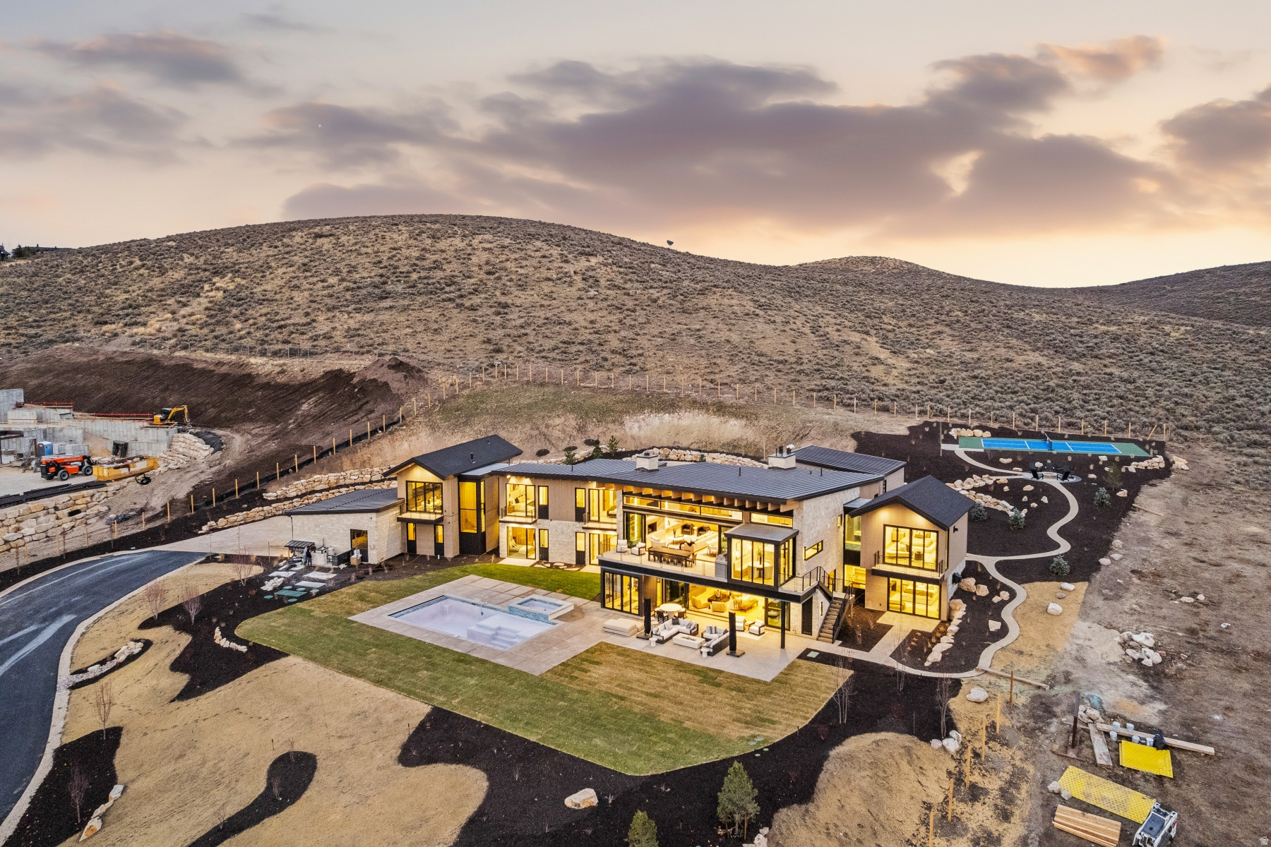 OLD RANCH ROAD AREA - Residential