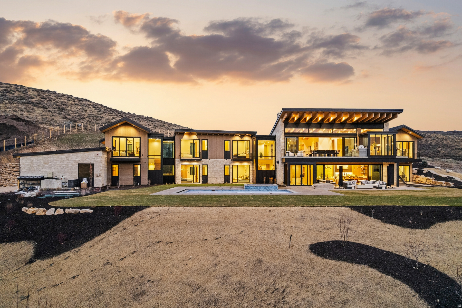 OLD RANCH ROAD AREA - Residential