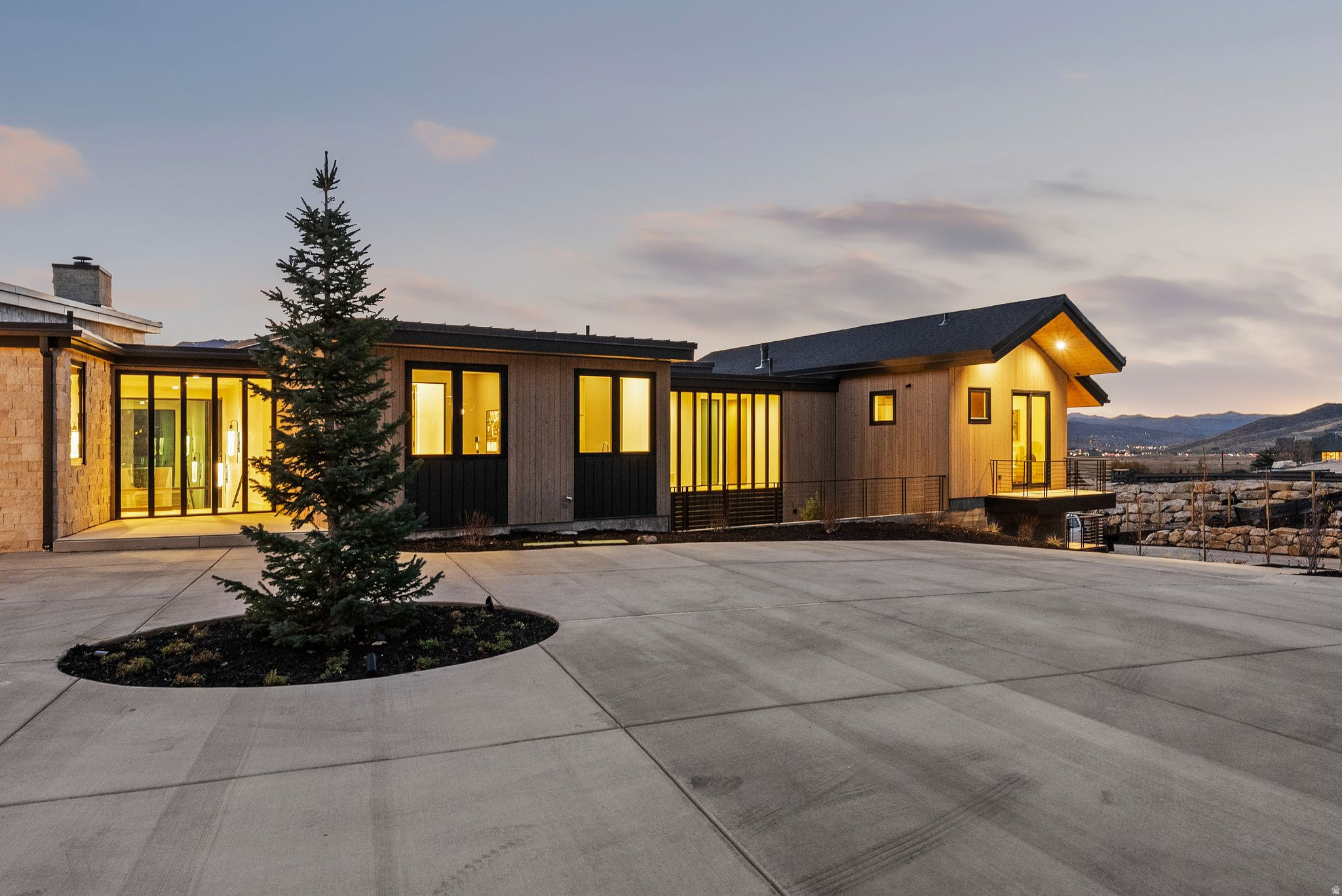 OLD RANCH ROAD AREA - Residential