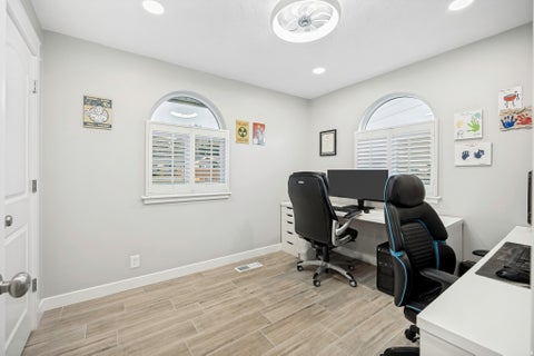 Tiny photo for 321 E 700 S, Farmington, UT 84025 (MLS # 2169783)