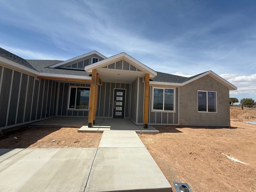 Photo of 6009 N 4275 W, Cedar City, UT 84721 (MLS # 2152403)