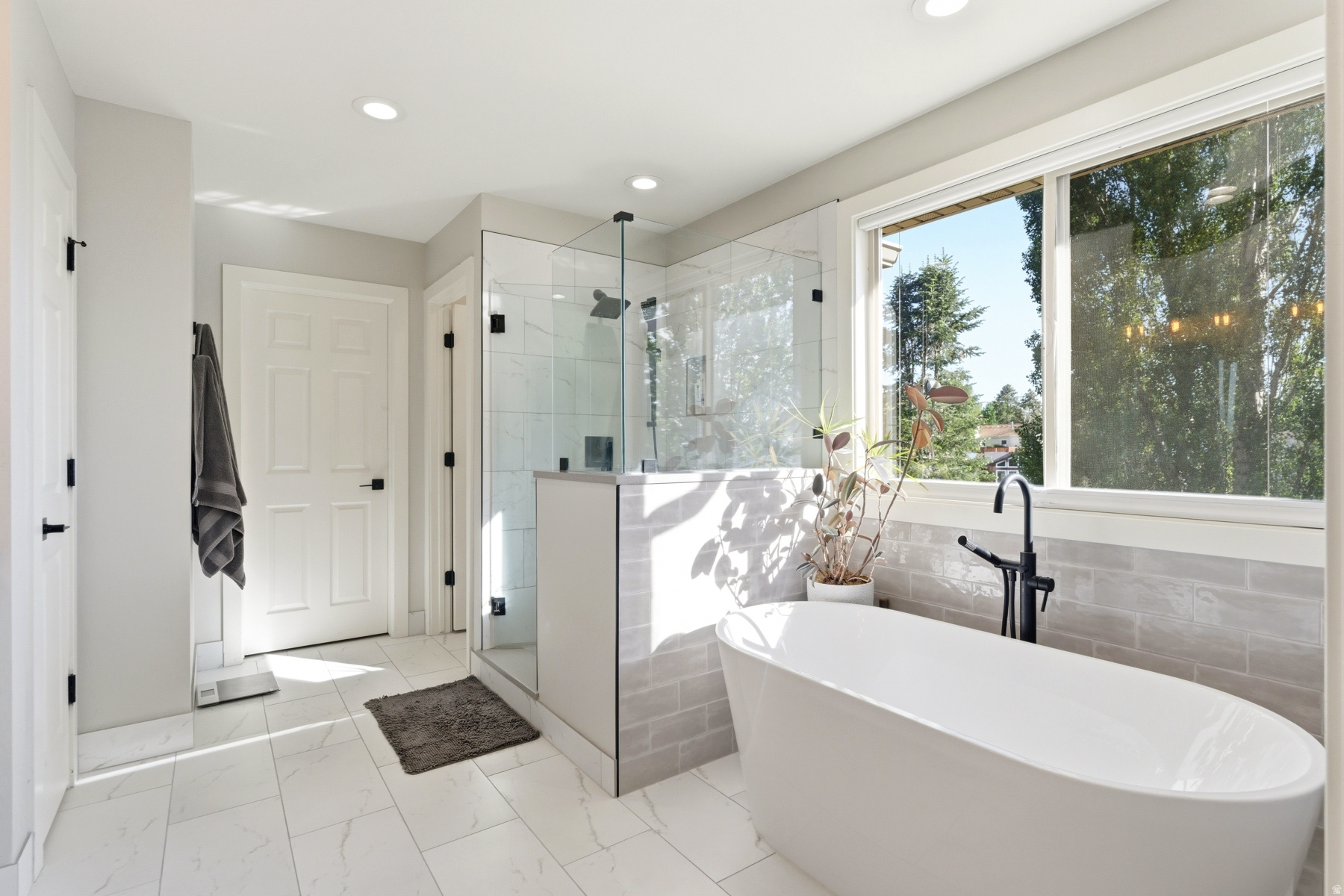 RIDGE AT LITTLE COTTONWOOD - Residential