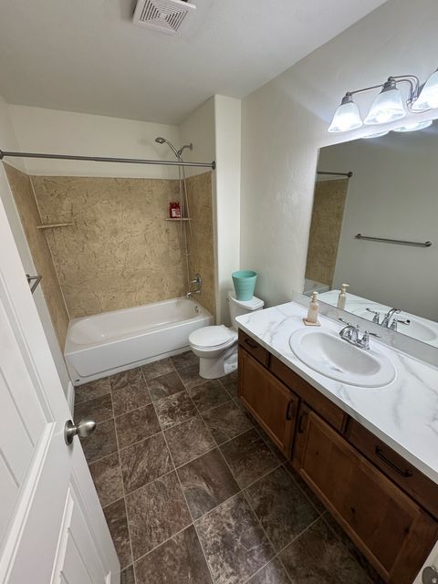 Tiny photo for 909 S MAIN ST #F, Layton, UT 84041 (MLS # 2157918)