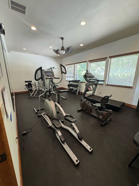 Tiny photo for 909 S MAIN ST #F, Layton, UT 84041 (MLS # 2157918)