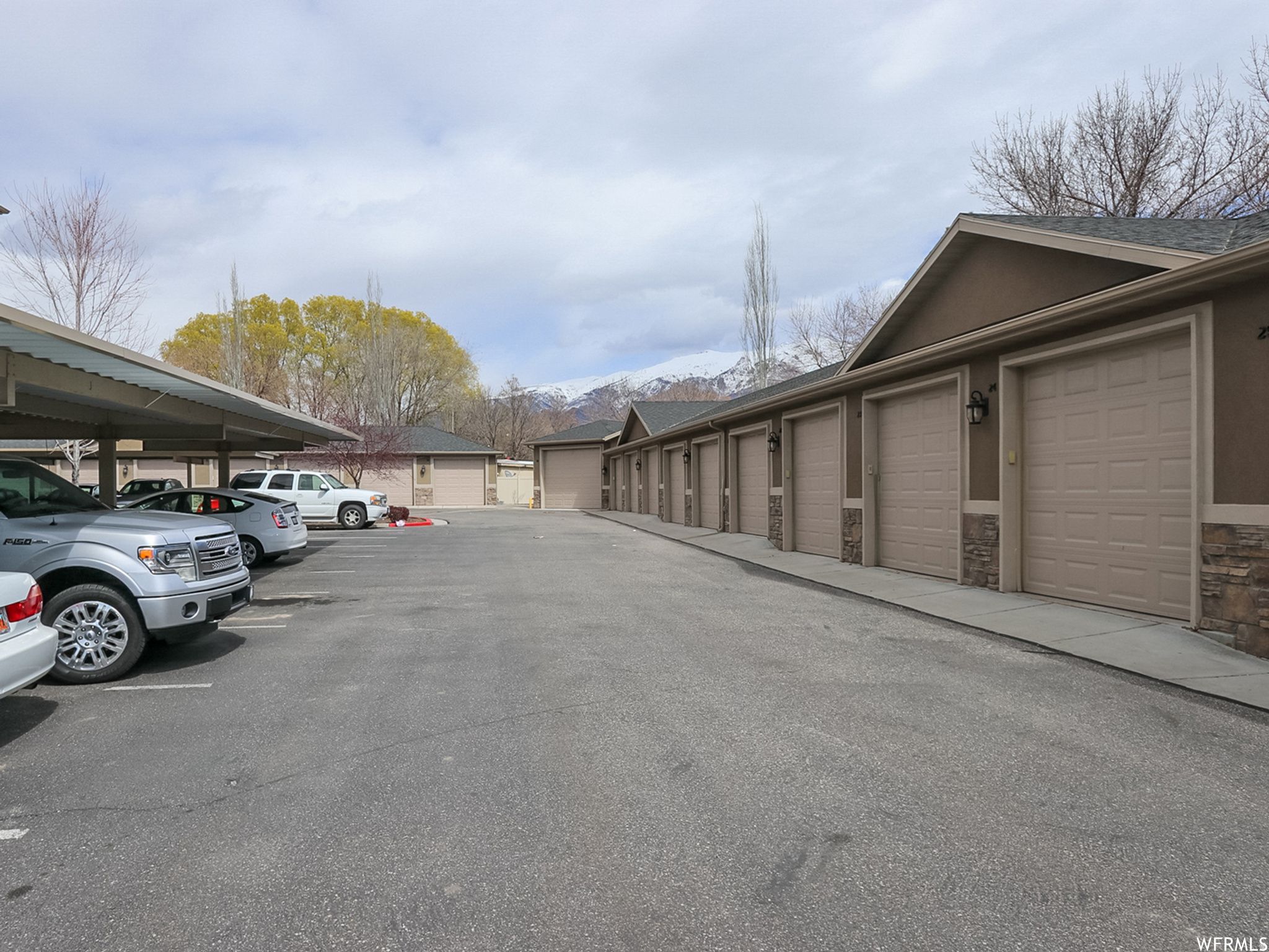 CREEKSIDE VILLAGE CO - Residential