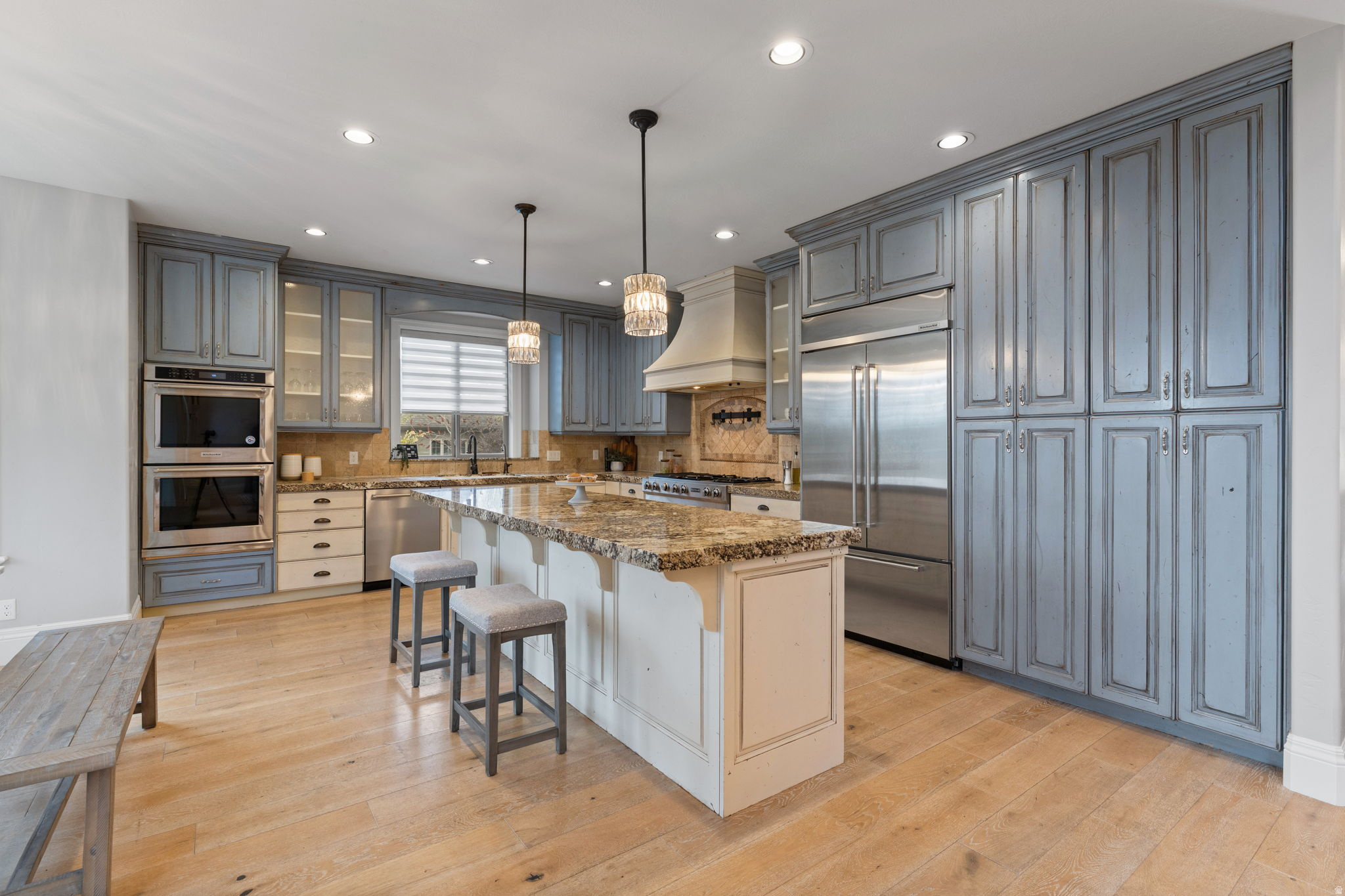 DRY CREEK ORCHARDS - Residential