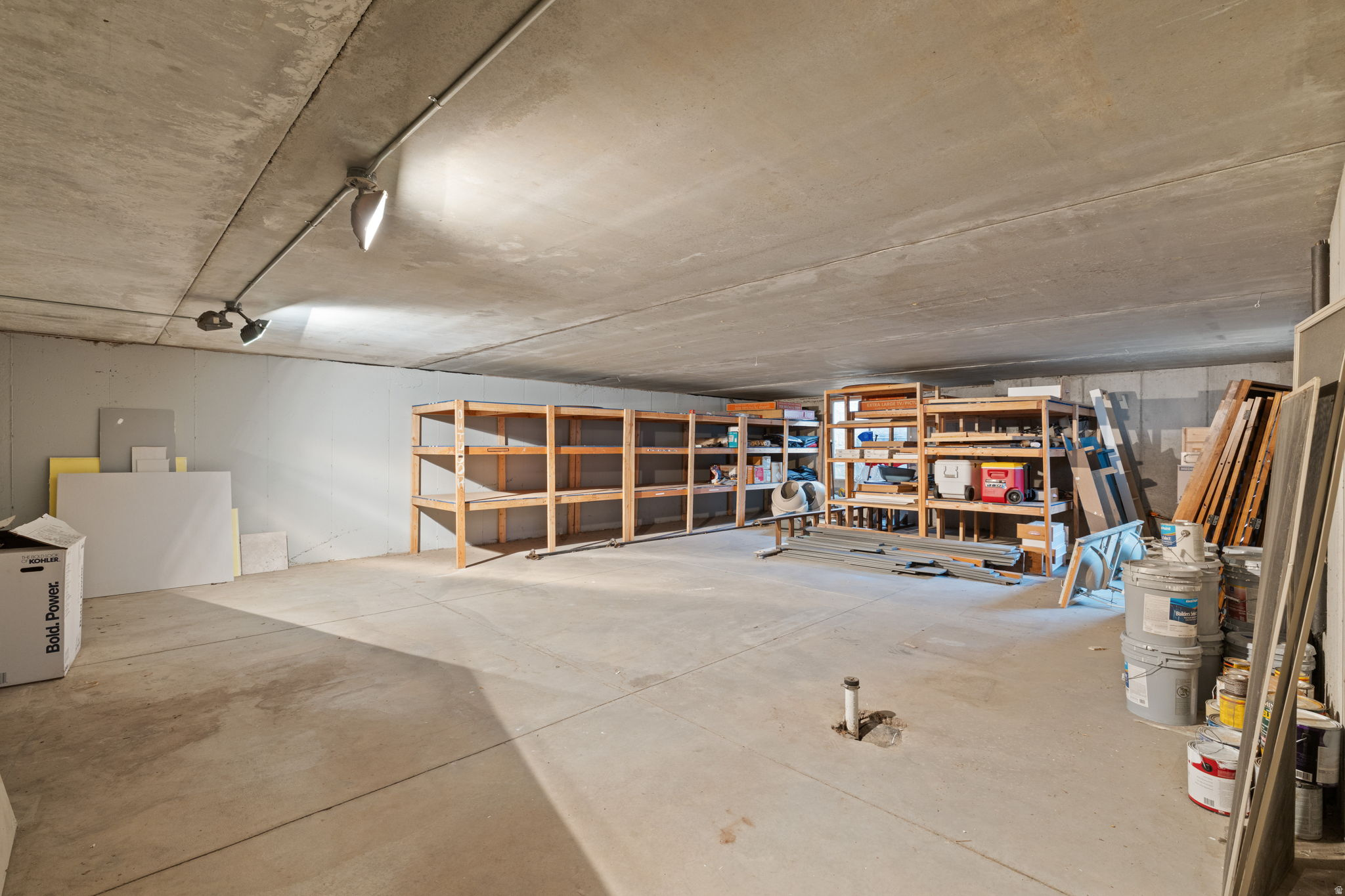 DRY CREEK ORCHARDS - Residential
