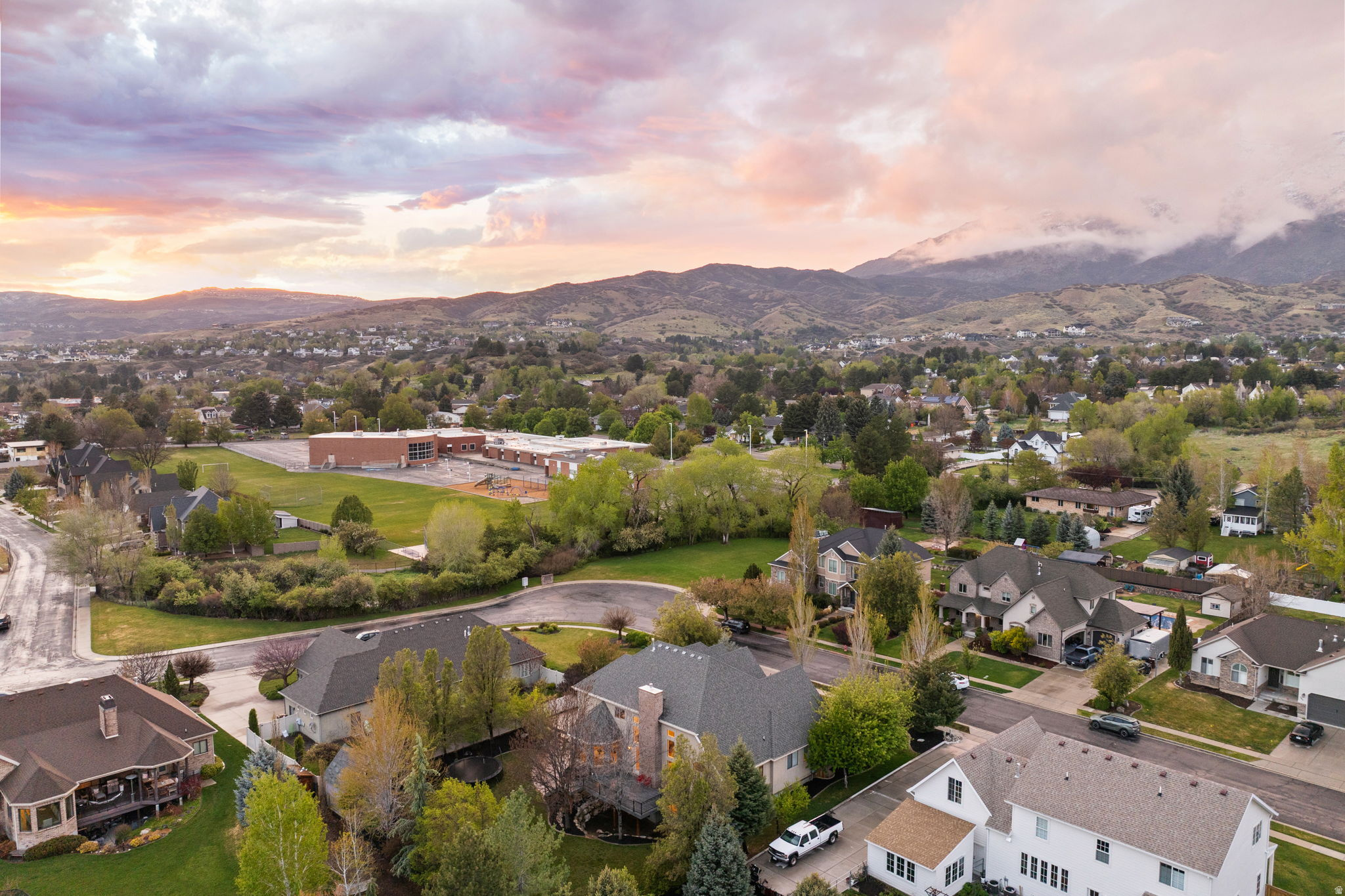 DRY CREEK ORCHARDS - Residential