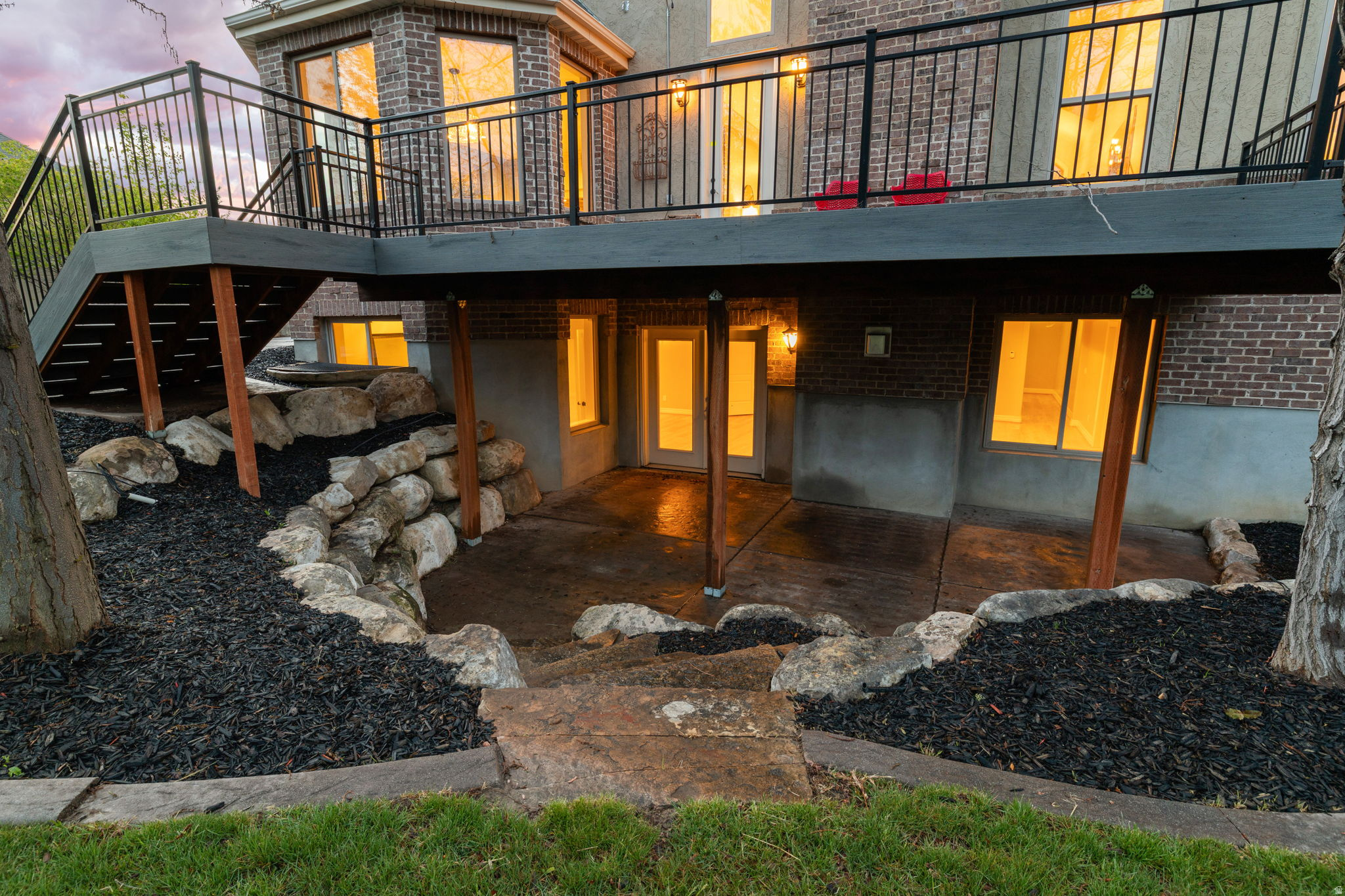 DRY CREEK ORCHARDS - Residential