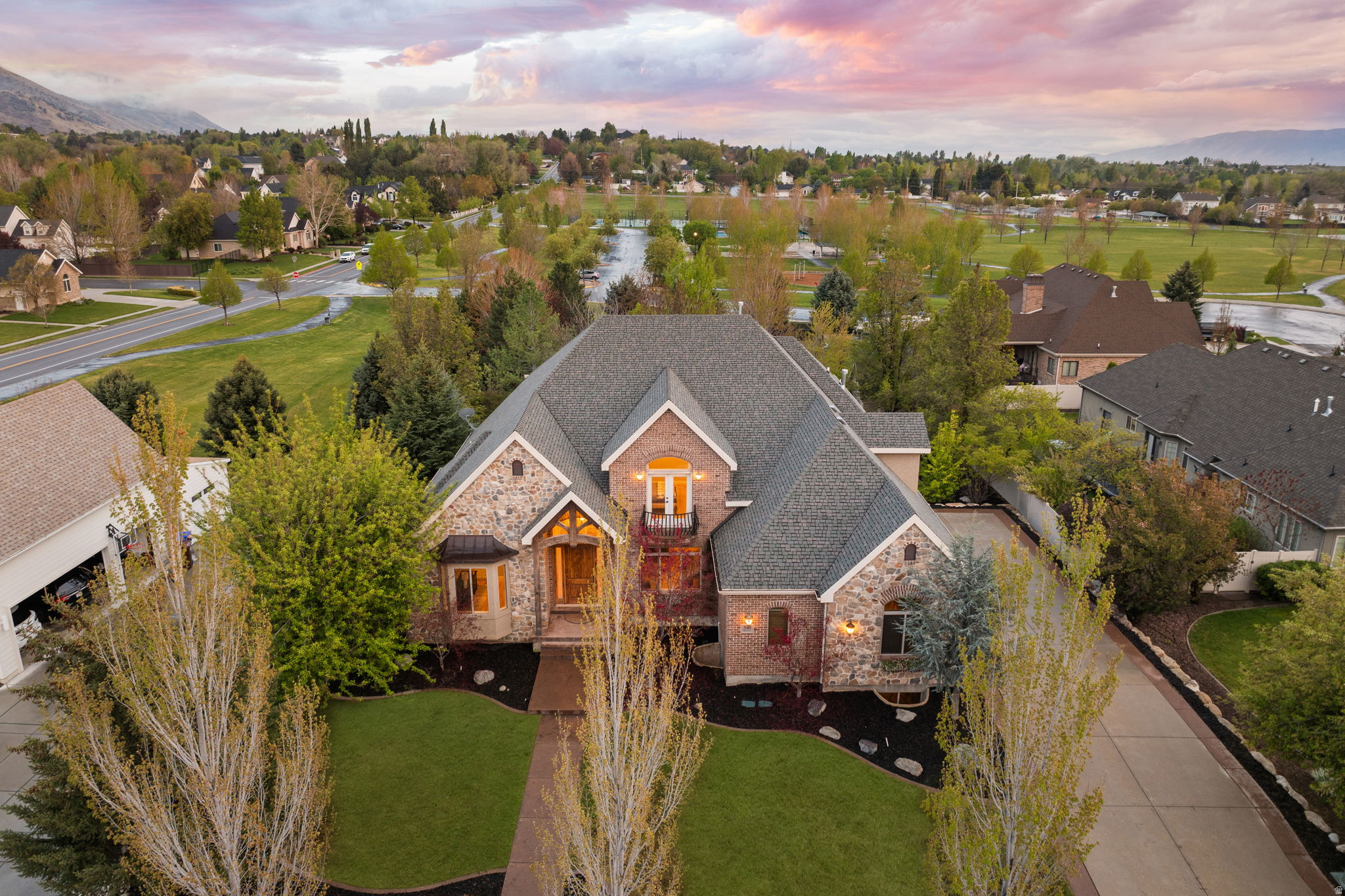 DRY CREEK ORCHARDS - Residential