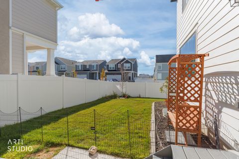 Tiny photo for 628 N SCUTTLEBUTT LN, Saratoga Springs, UT 84045 (MLS # 2121501)