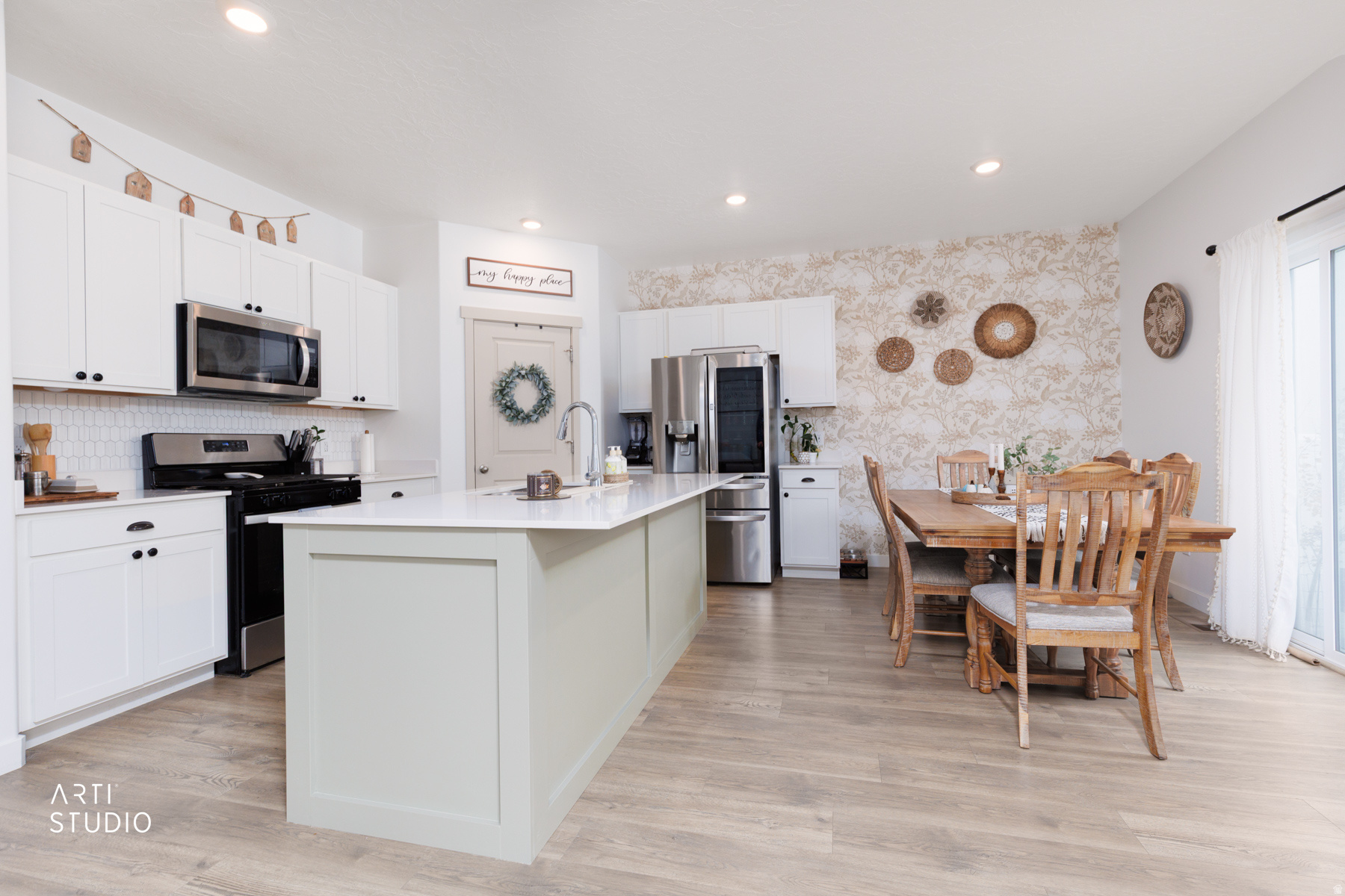 NORTHSHORE - Residential