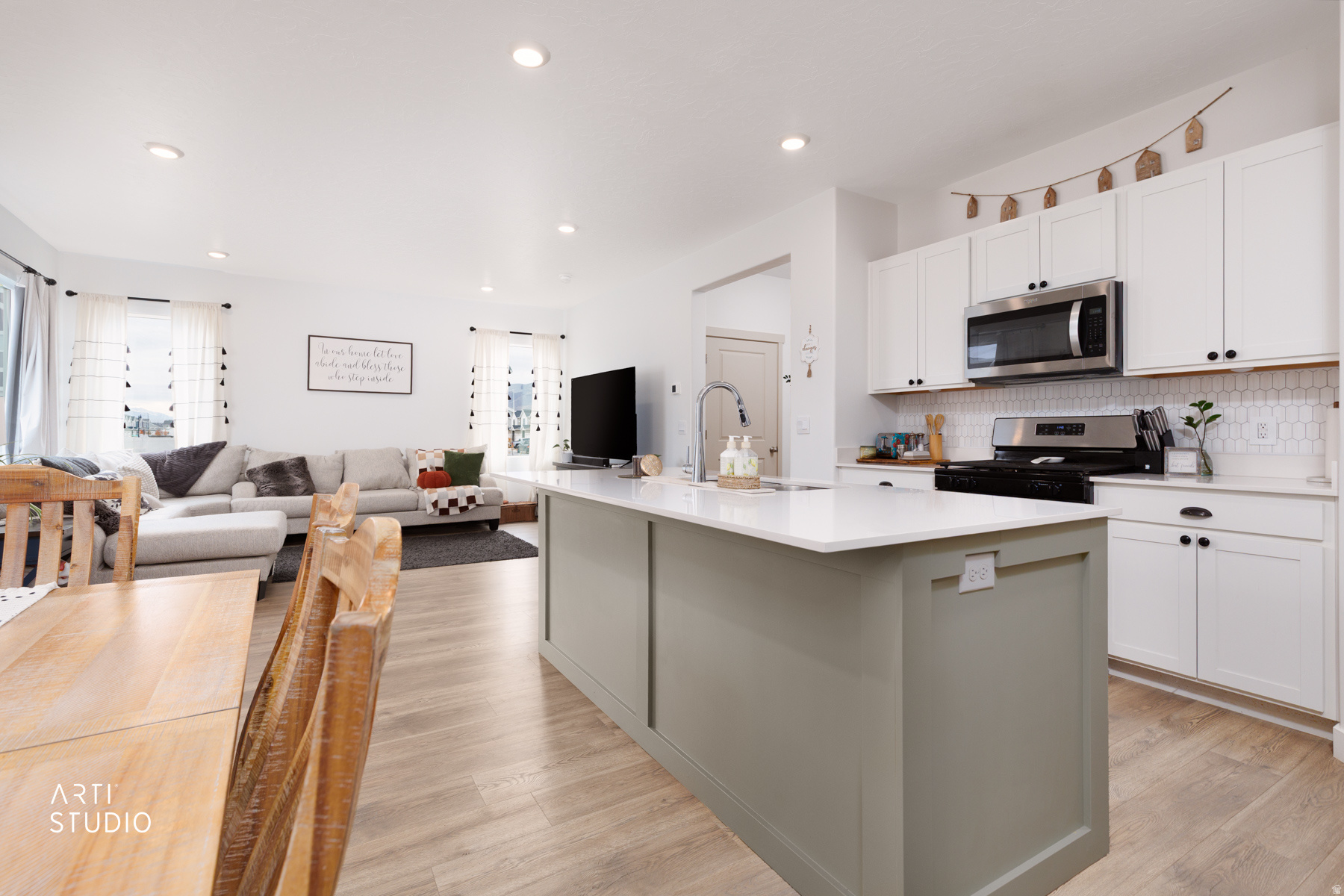 NORTHSHORE - Residential